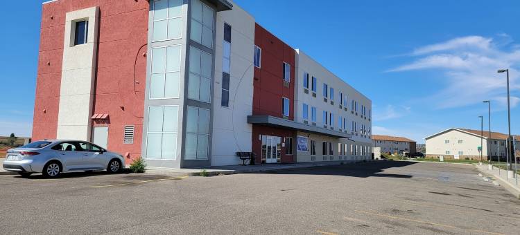 威利斯顿温德姆呗盟酒店(Baymont by Wyndham Williston)图片