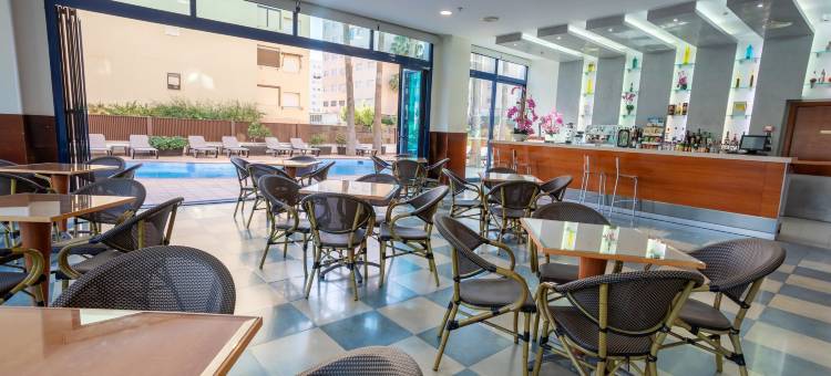 西贝雷斯海滩酒店(Hotel Cibeles Playa)图片