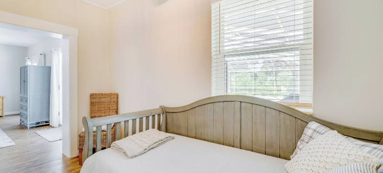 配有游泳池，带屏幕的Lanai的舒适奥卡拉避难所(Cozy Ocala Retreat w/ Pool, Screened Lanai!)图片