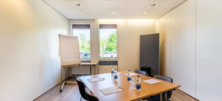 罗特里斯特奥尔滕 B&B 酒店(B&B Hotel Rothrist Olten)图片