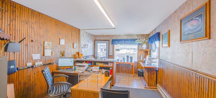 OYO 爱之酒店在莫霍克辛湖 WI 托马霍克(Love Hotels Tomahawk by OYO at Lake Mohawksin WI)图片