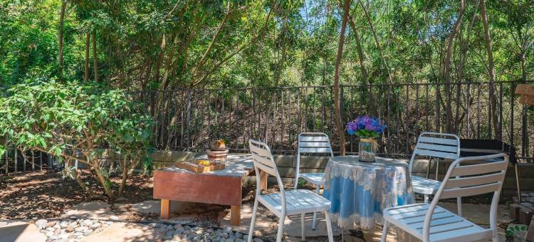 宁静自然度假屋，私人花园，舒适魅力(Tranquil Nature Retreat Private Patio & Cozy Charm)图片