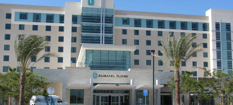 安大略机场酒店希尔顿安泊酒店(Embassy Suites by Hilton Ontario Airport)图片