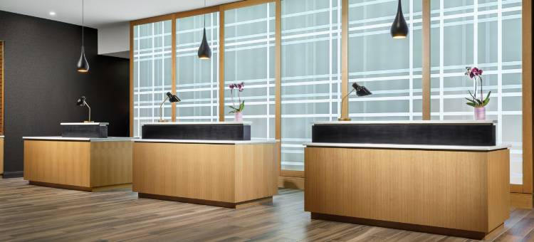 科罗拉多斯普林斯世界舞台逸林酒店(DoubleTree by Hilton Colorado Springs)图片