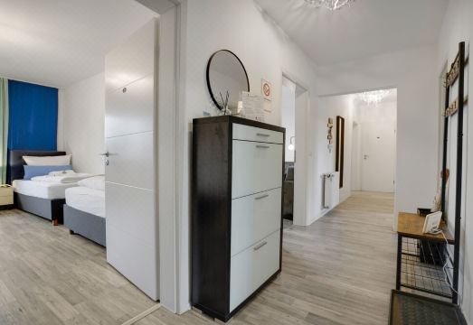 Augsburg: Central | 2 parking | 4 rooms + kitchen | washing machine | Nintendo Hotel Overview