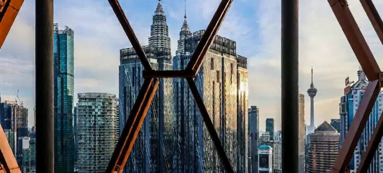 吉隆坡斯嘉麗Scarletz by VigourGT🌞中文管家🌞無邊泳池🌞雙子塔(Scarletz Suites @ KLCC · Lumi Home · By VigourGT)图片