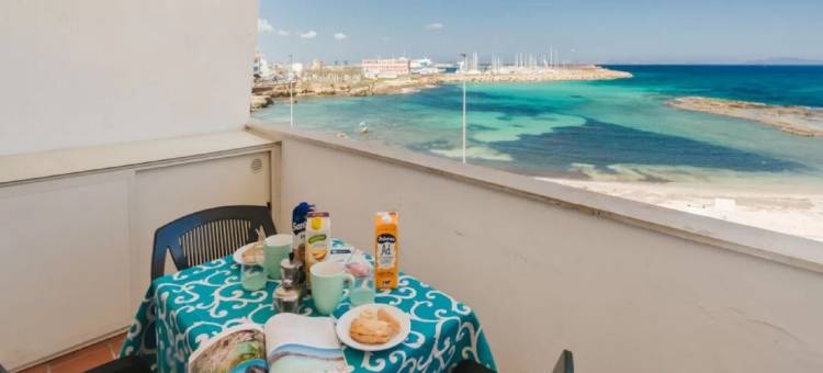 Apartment in Porto Torres with Private Terrace图片