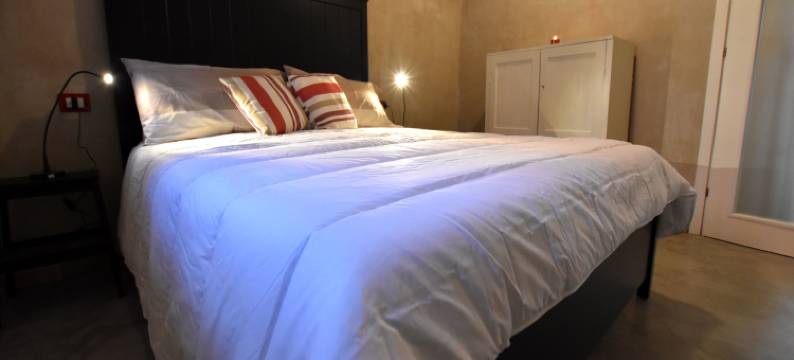 Mansion in Provaglio near Lake Iseo图片