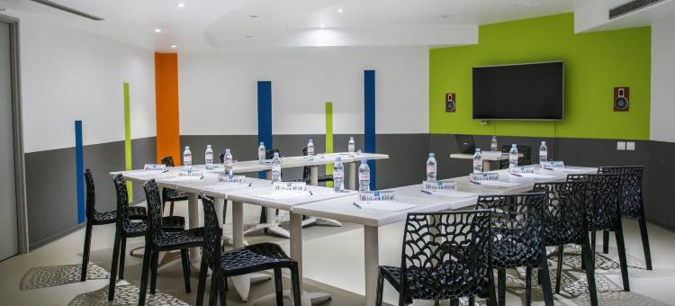 Ibis Budget Poitiers Site du Futuroscope图片