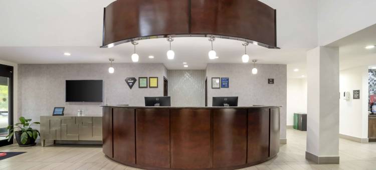 代弗尼贝斯特韦斯特优质套房酒店(Best Western Plus Daphne Inn  Suites)图片