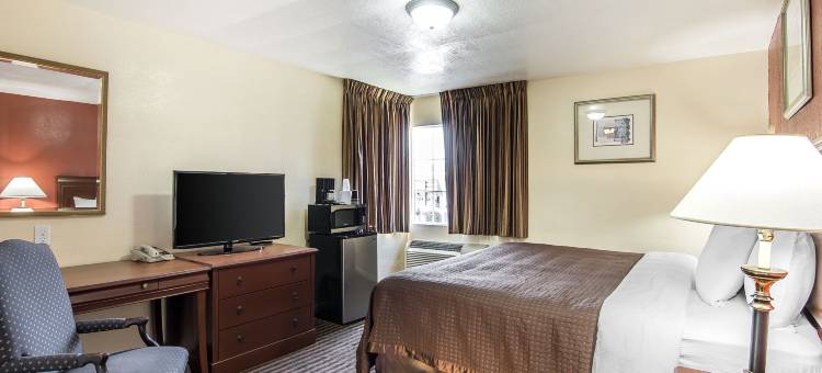 罗德威酒店梅德福南I-5(Rodeway Inn Medford South I-5)图片