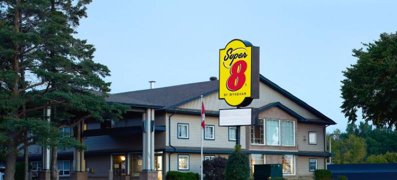 苏圣玛丽速8酒店(Super 8 by Wyndham Sault Ste Marie on)图片