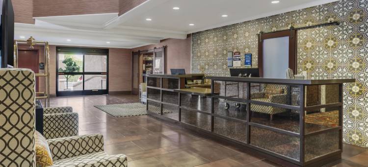 布鲁克赛德贝斯特韦斯特优质酒店(Best Western Plus Brookside Inn)图片