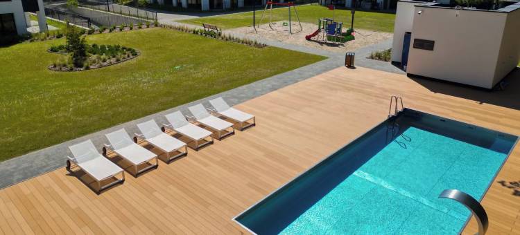 隐藏海岸公寓 - 高级海滨公寓，带泳池，步行2分钟到海滩(Hidden Coast Apartments - Premium Seaside Apartments with Pool, 2-Minute Walk to the Beach)图片