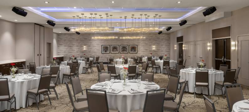 蒙特利尔多尔瓦尔希尔顿欢朋套房酒店(Hampton Inn & Suites by Hilton Montreal-Dorval)图片