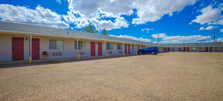 假日洛兹堡I-10汽车旅馆(Holiday Motel Lordsburg I-10)图片