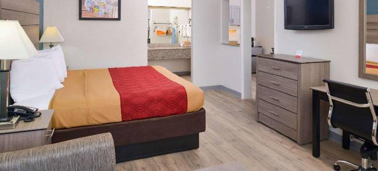 亚瑟港萨宾山口附近伊克诺小屋套房酒店(Econo Lodge Inn & Suites Port Arthur Near Sabine Pass)图片