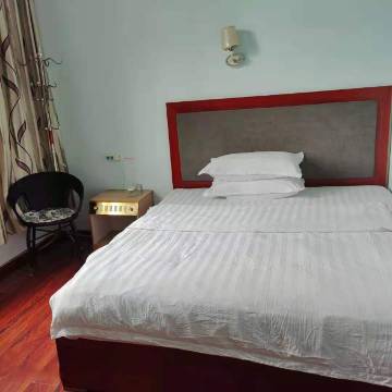 澜沧威龙宾馆(上允镇店)