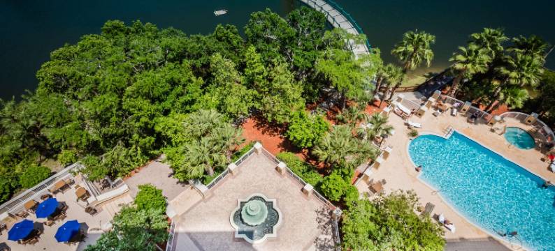 圣彼得堡卡里永希尔顿酒店(Hilton St. Petersburg Carillon Park)图片