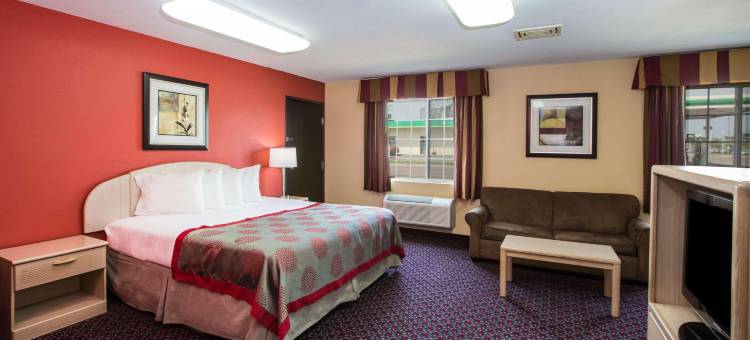 苏福尔斯温德姆华美达酒店(Ramada by Wyndham Sioux Falls)图片