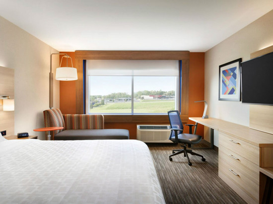 Holiday Inn Express & Suites FORT WAYNE NORTH by IHG