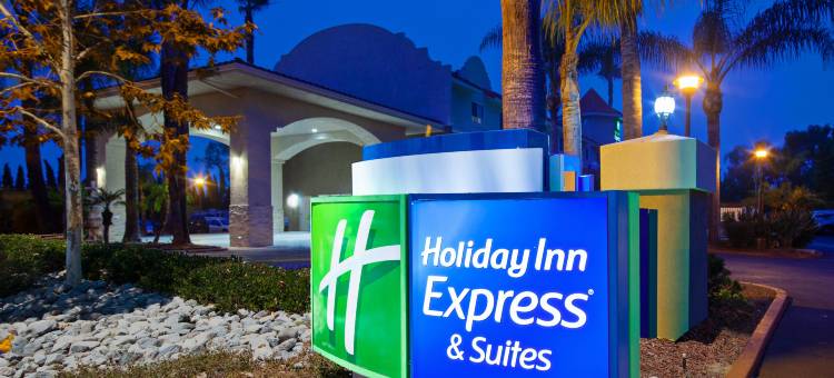 智选假日套房酒店圣地亚哥埃斯孔迪多(Holiday Inn Express & Suites San Diego-Escondido)图片