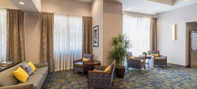 塔尔萨市中心欢朋套房酒店(Hampton Inn and Suites Tulsa Downtown)图片