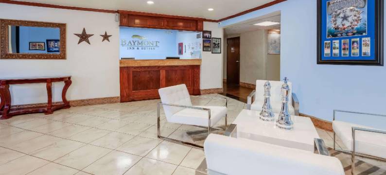 阿林顿六旗大道温德姆呗盟套房酒店(Baymont by Wyndham Arlington)图片