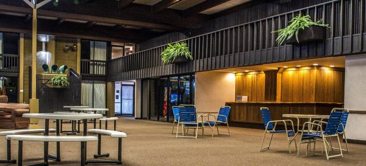 阿尔皮纳华美达酒店(Ramada Alpena)图片