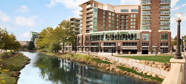 格林维尔市中心瑞尔普雷斯希尔顿希尔顿安泊酒店(Embassy Suites by Hilton Greenville Downtown Riverplace)图片