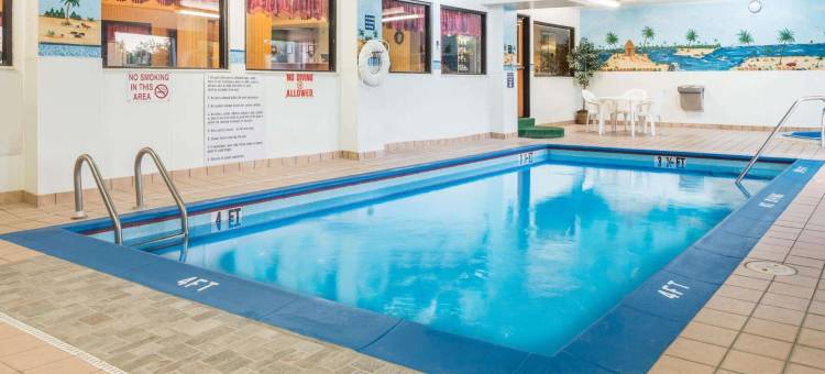 特洛伊-圣路易斯地区温德姆速8酒店Il号(Super 8 by Wyndham Troy IL/St. Louis Area)图片