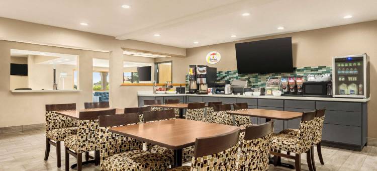 安克尼-得梅因区速8酒店(Super 8 by Wyndham Ankeny/Des Moines Area)图片