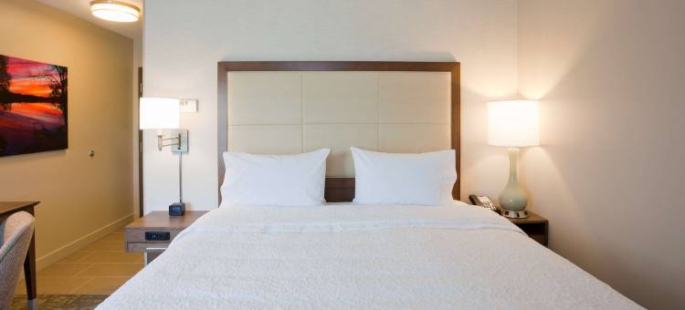 斯派塞绿湖希尔顿欢朋酒店(Hampton Inn Spicer Green Lake)图片