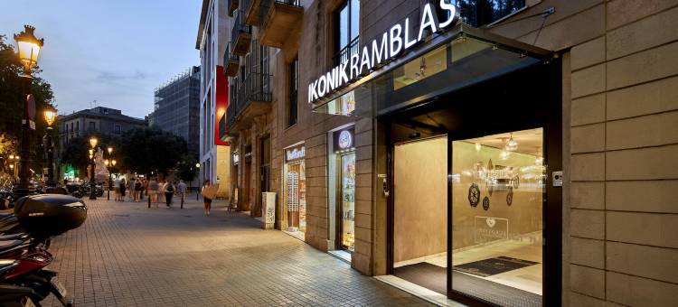 伊科尼克兰布拉大道(Ikonik Ramblas)图片