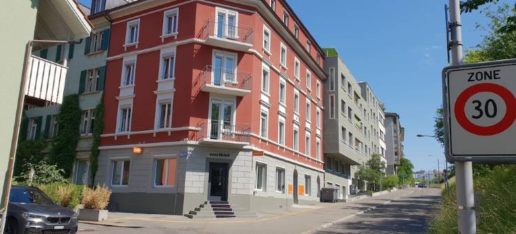 西苏黎世便捷酒店(EasyHotel Zürich West)图片