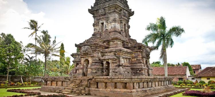 O科斯特柏卡酒店-近沃诺萨里茶园(Hotel O Kost Berkah Near Kebun Teh Wonosari)图片