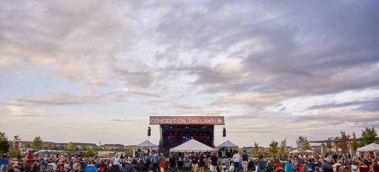 阿伯湖明尼阿波利斯西北部枫林假日套房酒店(Holiday Inn & Suites Maple Grove NW Mpls-Arbor LKS)图片