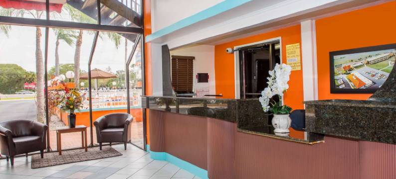 豪生温德姆酒店-克利尔沃特或达尼丁(Howard Johnson by Wyndham Clearwater - Dunedin)图片