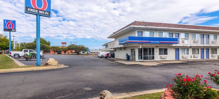 阿德莫尔6号汽车旅馆(Motel 6 Ardmore, OK)图片