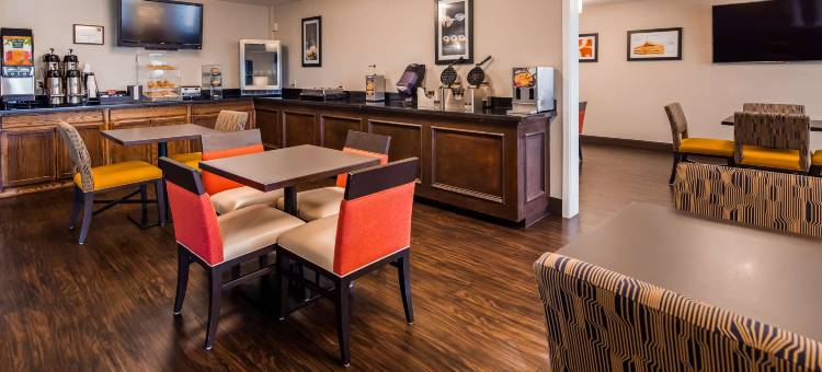 贝斯特韦斯特套房酒店(Best Western Inn  Suites)图片