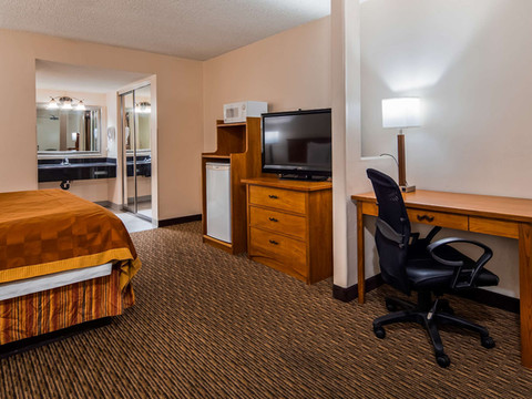 蒂哈查皮贝斯特韦斯特SureStay酒店