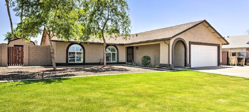 带游泳池和烧烤设施的住所～距离皮奥里亚市中心2英里！(Abode w/ Pool & Grill ~ 2 Mi to Dtwn Peoria!)图片