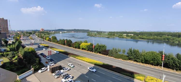 雾凇水岸公寓(经开大街分店)图片