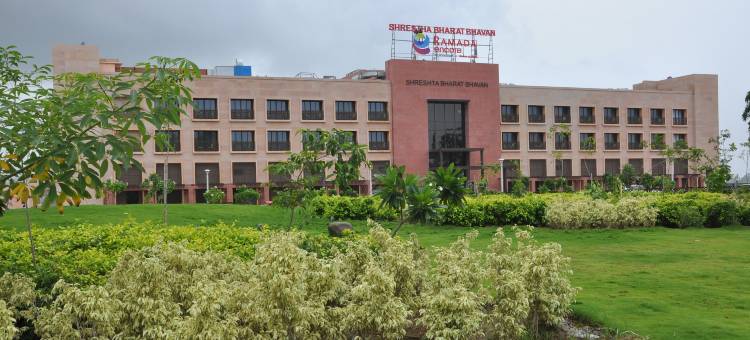温德姆华美达安可统一雕像酒店(Ramada Encore by Wyndham Statue of Unity)图片