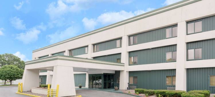 拉克罗斯-纳拉斯卡温德姆呗盟套房酒店(Baymont by Wyndham la Crosse/Onalaska)图片