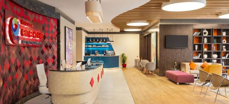 阿尔科巴尔海岸线温德姆华美达安可酒店(Ramada Encore by Wyndham Al Khobar Corniche)图片