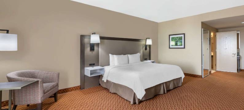 肯德尔贝斯特韦斯特优质套房酒店(Best Western Plus Kendall Hotel  Suites)图片