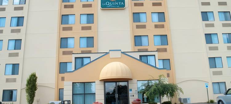巴尔的摩北怀特马什拉昆塔温德姆套房酒店(La Quinta Inn & Suites by Wyndham Baltimore N / White Marsh)图片
