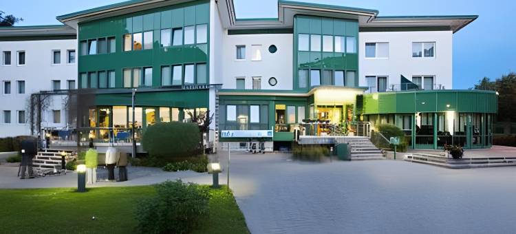 四季公园酒店库隆斯博恩(Parkhotel IV Jahreszeiten Kühlungsborn)图片