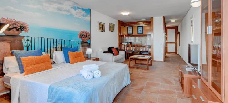 派拉蒙假日的拉马拉维拉海景房(La Maravilla Sea View by Paramount Holidays)图片